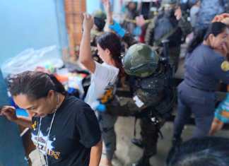 El Ejército ejecuta requisa en cárcel de mujeres Santa Teresita bajo la Operación “Muro de Hierro VI”. Foto La Hora: Cortesía.