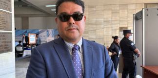 La Comisión de Postulación recibió la carta de renuncia al proceso de Roberto Manuel Ángel Flores Rivera, lo que deja un listado de 48 aspirantes. Foto La Hora: Daniel Ramírez