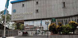 La Superintendencia de Bancos anunció que las agencias bancarias permanecerán cerradas este 1 de mayo y