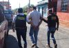 Sospechoso capturado en operativo contra extorsiones. Foto La Hora: PNC