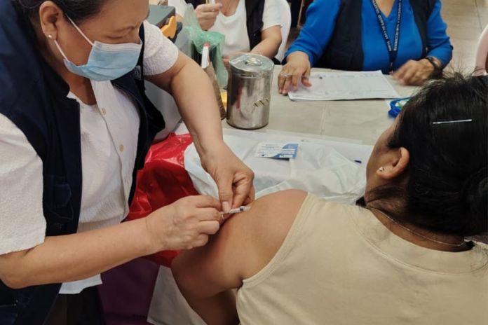 Jornada de vacunación en contra del sarampión realizada en tres municipios. Foto La Hora: MSPAS