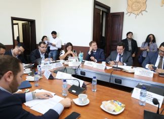 La comisión de Economía y Comercio Exterior finalizó la discusión de varias enmiendas a la iniciativa de ley Antilavado. Foto: Congreso de la República