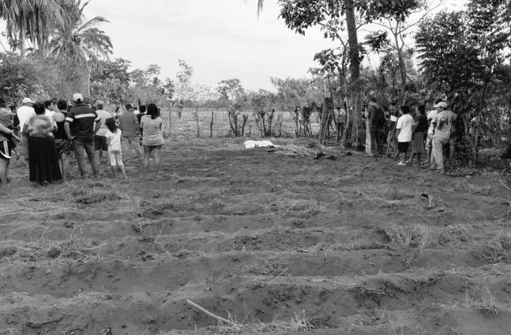 Bomberos Voluntarios fueron alertados sobre un ataque armado en la comunidad Nuevo Texcuaco, pero nada pudieron hacer por las víctimas, pues ya habían fallecido.