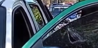 El conductor del vehículo resulto ileso del hecho armado, mientras que los atacantes huyeron al no lograr cometer el robo.