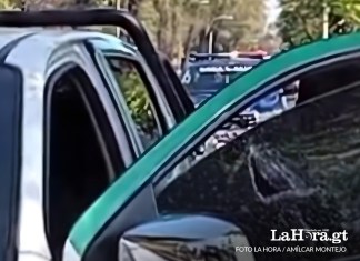 El conductor del vehículo resulto ileso del hecho armado, mientras que los atacantes huyeron al no lograr cometer el robo.