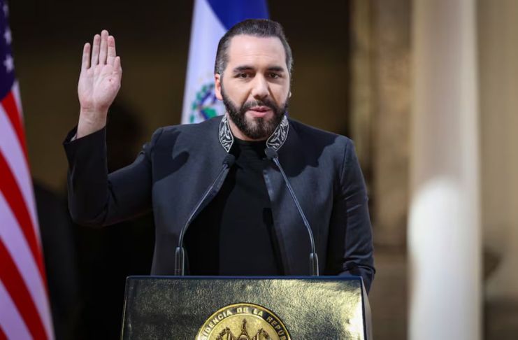 En el video documental publicado por El Faro y el medio estadounidense se detallan testimonios, entrevistas, reconstrucción de hechos y entrevistas a periodistas. Foto La Hora: EFE