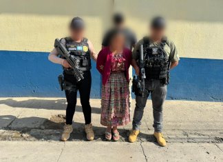 Señalada de integrar una estructura que hacía pasar por el Cartel Jalisco Nueva Generación, una mujer fue capturada y ligada a proceso penal este viernes.