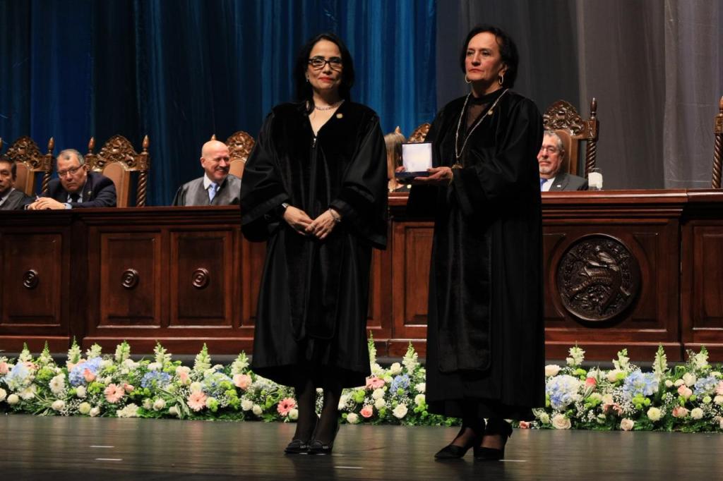Anabella Morfin sustituye en la presidencia de la CC a la magistrada Leyla Lemus. Foto La Hora: José Orozco