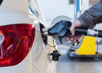 Con la entrada en vigencia del reglamento, estos son los puntos clave para los usuarios de combustibles. Foto La Hora: Archivo.