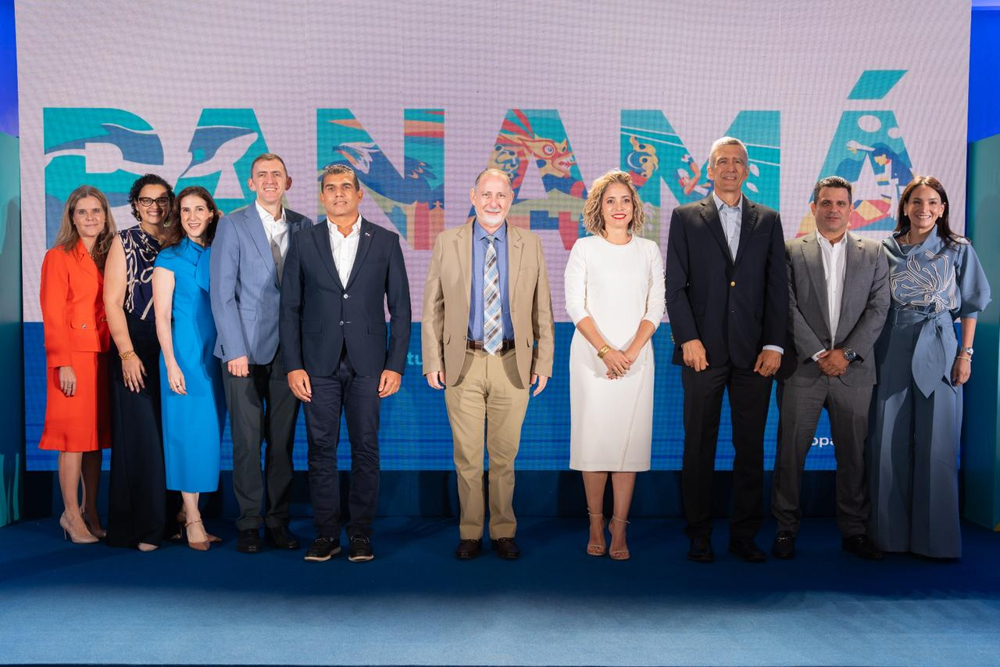 La panameña Copa Airlines anunció que proyecta para 2026 operar 88 destinos con 420 vuelos diarios impulsada por el aumento de su flota.Foto: La Hora: EFE