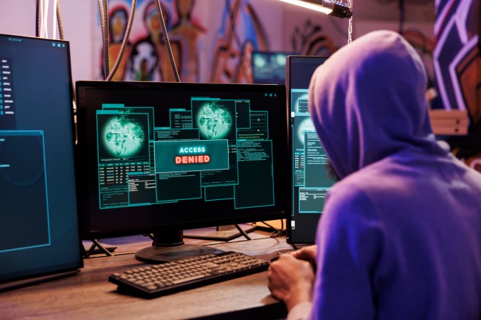 Imágen ilustrativa de ataque cibernético. Foto La Hora: Freepik.