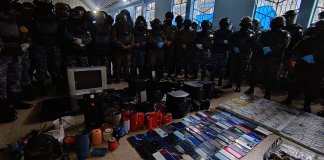 Celulares, televisores, bocinas, marihuana y cocaína es parte de lo localizado en la cárcel Santa Teresita, de la zona 18.