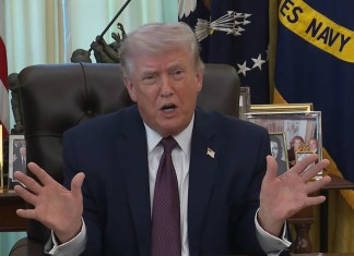 El presidente estadounidense Donald Trump cree poder llegar a un acuerdo con Irán para el próximo lunes o "volarlo todo".