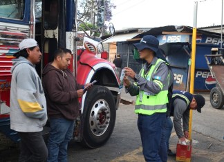 Usuarios y pasajeros del transporte colectivo extraurvbano pueden denunciar anomalías en el servicio a las autoridades de la DGT. Foto: DGT
