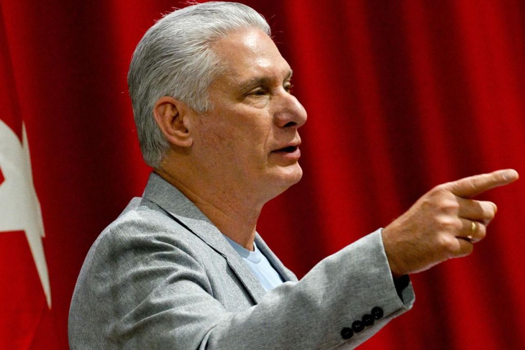 Díaz-Canel advirtió que Cuba enfrenta un momento "absolutamente desafiante" y señaló a una posible agresión militar de Estados Unidos como una de las mayores amenazas para la isla. Foto La Hora: EFE