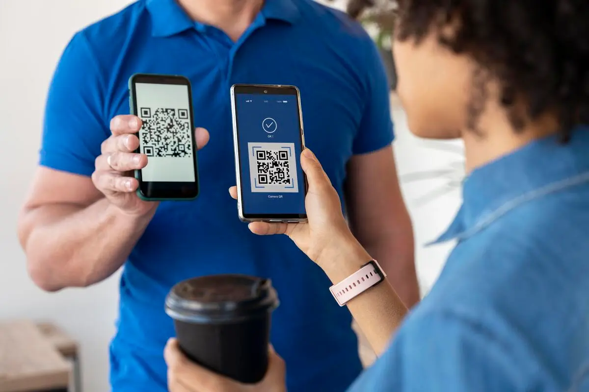 Los códigos QR han sido adoptados por comercios y emprendedores como métodos de pago. Foto: Freepik.