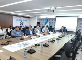 La comisión legislativa de Economía y Comercio Exterior discute más de 10 enmiendas a la iniciativa de ley del sistema portuario. Foto: La Hora