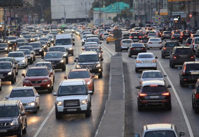 Son los últimos días para pagar el impuesto de circulación. Foto: Canva.