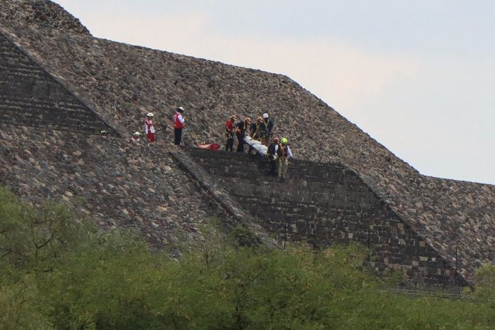 El atacante que mató a tiros este lunes a al menos una persona e hirió a otras 13 en la zona arqueológica de Teotihuacán (México) admiraba la masacre perpetrada en Columbine y a Hitler. Foto La Hora: EFE