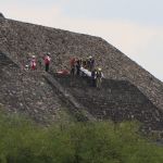 El atacante que mató a tiros este lunes a al menos una persona e hirió a otras 13 en la zona arqueológica de Teotihuacán (México) admiraba la masacre perpetrada en Columbine y a Hitler. Foto La Hora: EFE