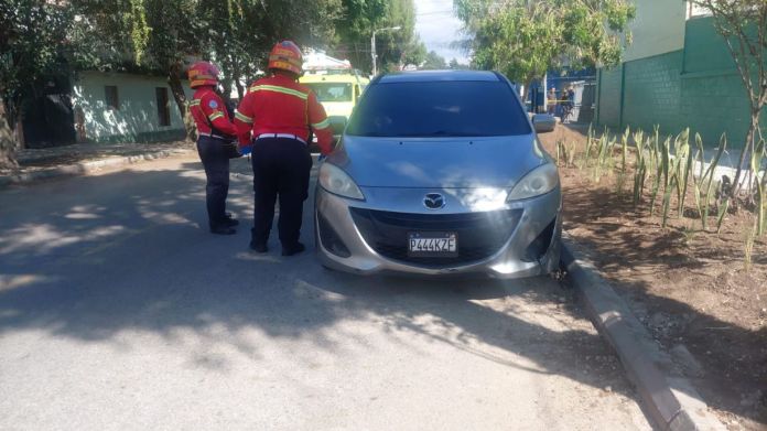 La mañana del martes 21 de abril, los cuerpos de socorro informaron del hallazgo de dos cuerpos en la colonia La Reformita, mientras que en la tarde un tercero en el baúl de un auto. Foto La Hora: BM.