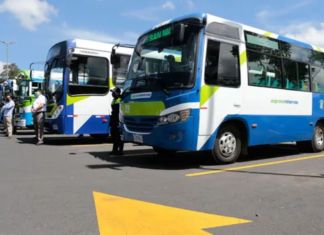 El Concejo Municipal de Mixco aprobó que desde este miércoles 29 se cobre la tarifa de Q5 en las rutas Express. Foto La Hora: DCA