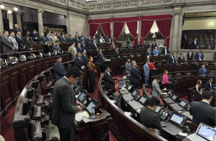Los diputados aprueban en primer debate la iniciativa de ley 6709, para reducir el cobro del IUSI. Foto: La Hora / José Orozco