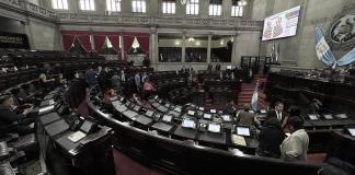 El presidente del Congreso, Luis Contreras, espera aprobar la ley contra lavado de dinero antes del 15 de mayo. Foto: La Hora / José Orozco
