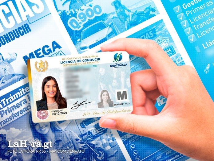 Sin examen y en minutos: así operan redes que venden certificados para licencias de conducir, sin control ni investigaciones por parte de las autoridades. Arte: La Hora/Alejandro Ramírez.