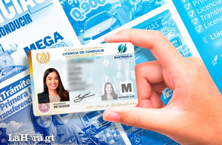 Sin examen y en minutos: así operan redes que venden certificados para licencias de conducir, sin control ni investigaciones por parte de las autoridades. Arte: La Hora/Alejandro Ramírez.