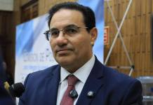 Marco Antonio Villeda señaló a La Hora que nunca tuvo necesidad de realizar el registro ya que no era un requisito para optar a los cargos ocupados. Foto La Hora: Daniel Ramírez