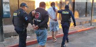 Capturan a alias "Calaca" y "Shangai", presuntos motoladrones tras persecusión en el kilómetro 62 de la ruta hacia Masagua.