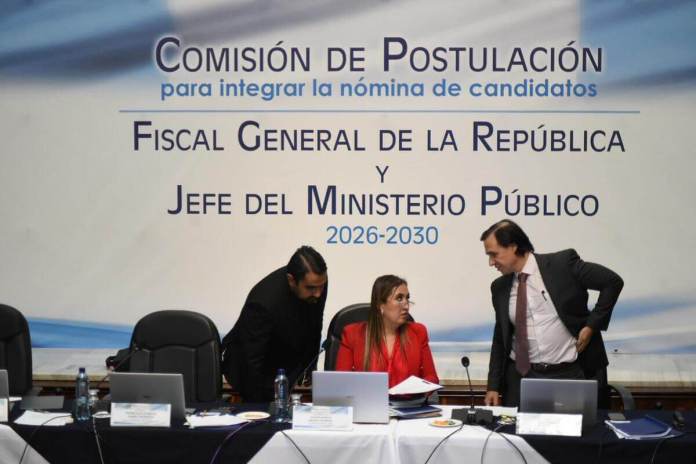 La presidenta de la Comisión de Postulación, Claudia Paredes, convocó de oficio a los comisionados para una sesión este viernes. Foto La Hora: José Orozco