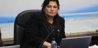 La secretaria de la comisión de postulación, Patricia Gámez, presentó su desacuerdo a la resolución emitida por la CC que excluye a jueces del proceso. Foto La Hora: Daniel Ramírez