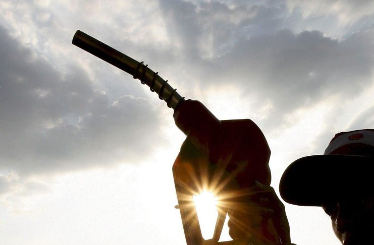 El brent se dispara un 6,08 % por encima de los 118 dólares ante el estancamiento en Irán