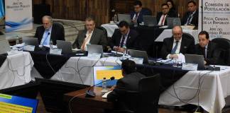 La comisión de postulación para elegir candidatos a fiscal general finalizó las entrevistas a los aspirantes y se dipone a ponderar expedientes. Foto La Hora; Daniel Ramírez