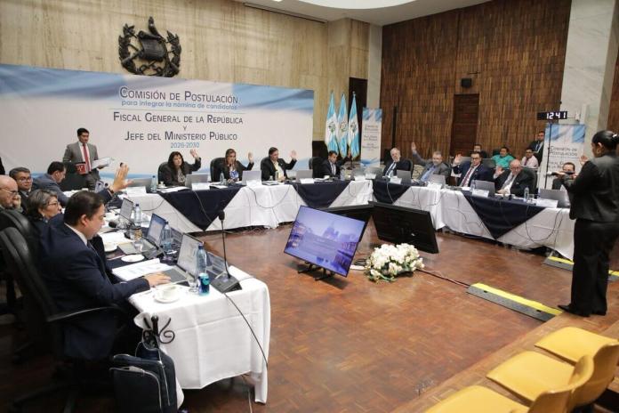 El Cedecon presentó un nuevo amparo que busca dejar fuera a los jueces del proceso de seleccion de fiscal general. Foto La Hora: OJ