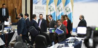 La comisión de postulación para elegir candidatos a fiscal general estableció formar la nómina este lunes en horas de la tarde. Foto La Hora: José Orozco