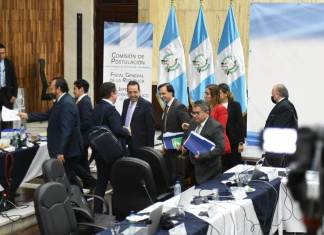 La comisión de postulación para elegir candidatos a fiscal general estableció formar la nómina este lunes en horas de la tarde. Foto La Hora: José Orozco