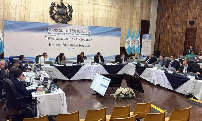 La Comisión de Postulación se prepara para formar la nómina de los seis candidatos de donde saldrá el próximo fiscal general. Foto La Hora: Daniel Ramírez