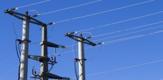 Usuarios de varios sectores de Guatemala reportan interrupciones en el servicio eléctrico debido a una variación en la frecuencia del Sistema Eléctrico Nacional.