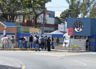 Diputados de la facción del oficialismo proponen intervenir la Usac y ponen de ejemplo un caso similar ocurrido con el IGSS en 2003. Foto La Hora: José Orozco
