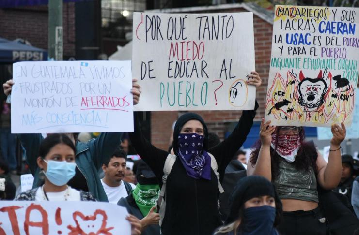 La protesta estudiantil se mantiene en la Usac con concierto y plantón por "segundo fraude" de Mazariegos