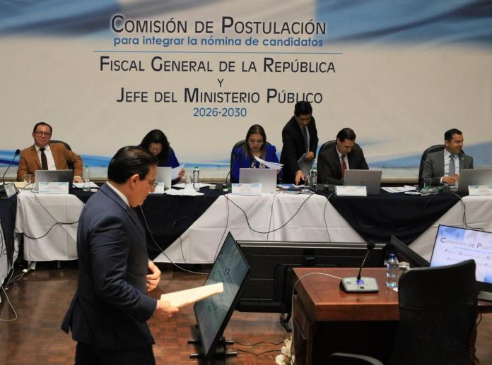 Un amparo busca que la Comisión de Postulación haga una nueva evaluación a candidatos, sin calificar la carrera judicial.