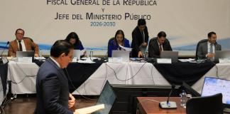 Un amparo busca que la Comisión de Postulación haga una nueva evaluación a candidatos, sin calificar la carrera judicial.