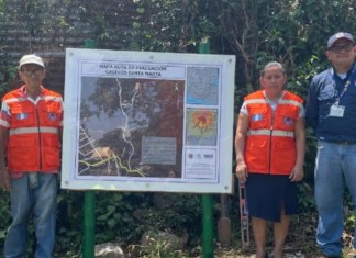 Conred refuerza la prevención en Escuintla con la señalización de rutas de evacuación en comunidades cercanas al volcán de Fuego.