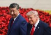 Presidente de China, Xi Jinping (i), junto a su homólogo estadounidense, Donald Trump, (d) durante su visita de Estado. Foto La Hora: EFE