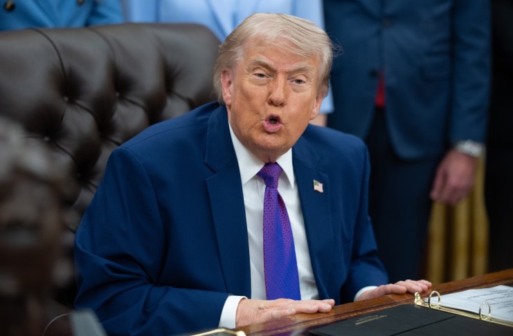 Imagen de archivo del presidente de Estados Unidos, Donald Trump, en la Casa Blanca. Foto La Hora: EFE