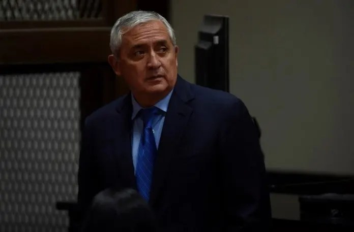 El gobierno de Otto Pérez Molina no cumplió con lo requerido por EE. UU. para el levantamiento del embargo. Foto La Hora: Archivo