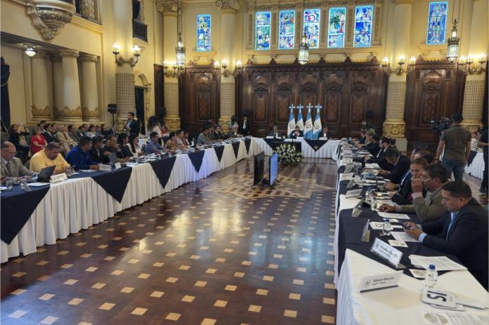 Más de Q7 mil 144 millones serán utilizados por Codedes para generar proyectos de obras públicas en 2026 .